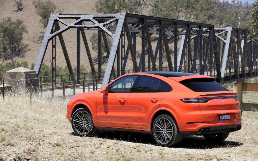  Porsche Cayenne Turbo Coupe 2019 года  (AU) (фото 29 из 40)